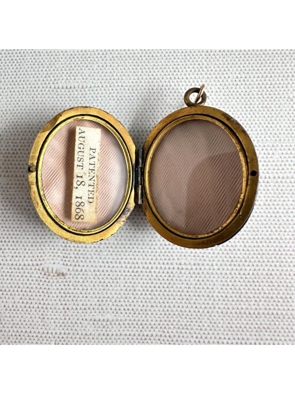 Antique Victorian Mourning Locket Vulcanite Cross 1868 Patent Date - Picture 6 of 14